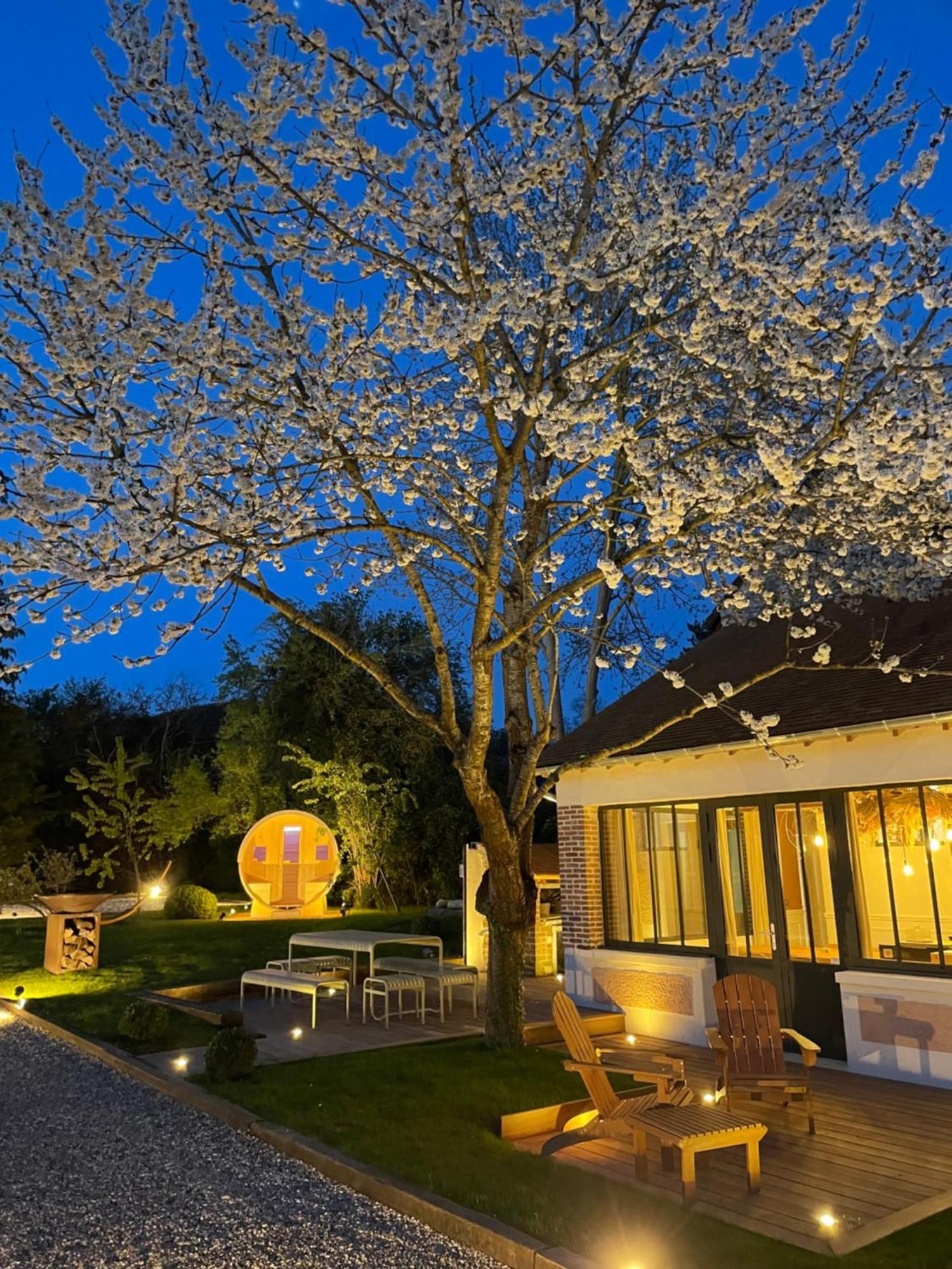 La Petite Maison De Giverny - Gite De Charme 5 Etoiles Au Coeur Du Village - 3 Chambres 외부 사진