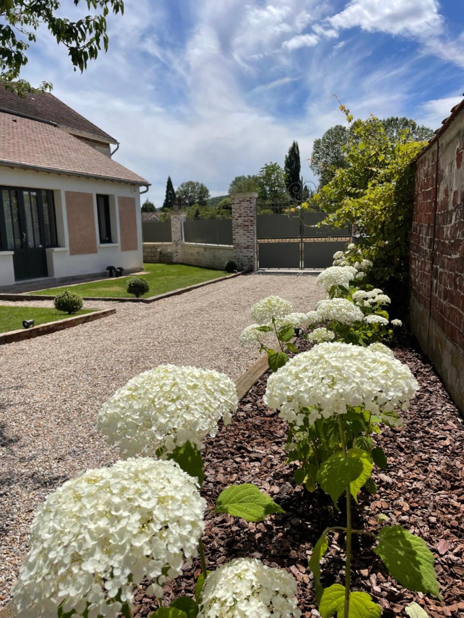 La Petite Maison De Giverny - Gite De Charme 5 Etoiles Au Coeur Du Village - 3 Chambres 외부 사진