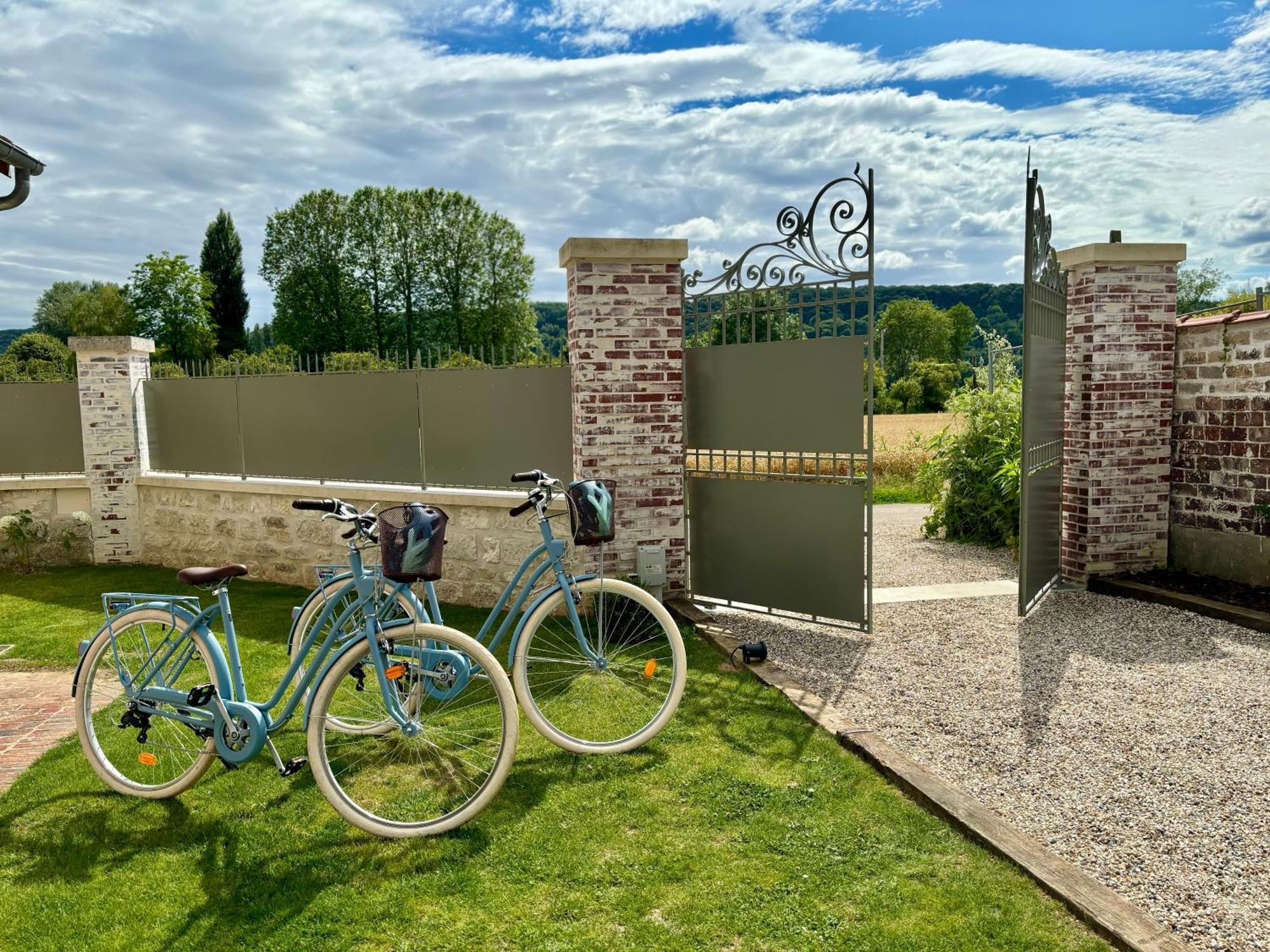 La Petite Maison De Giverny - Gite De Charme 5 Etoiles Au Coeur Du Village - 3 Chambres 외부 사진